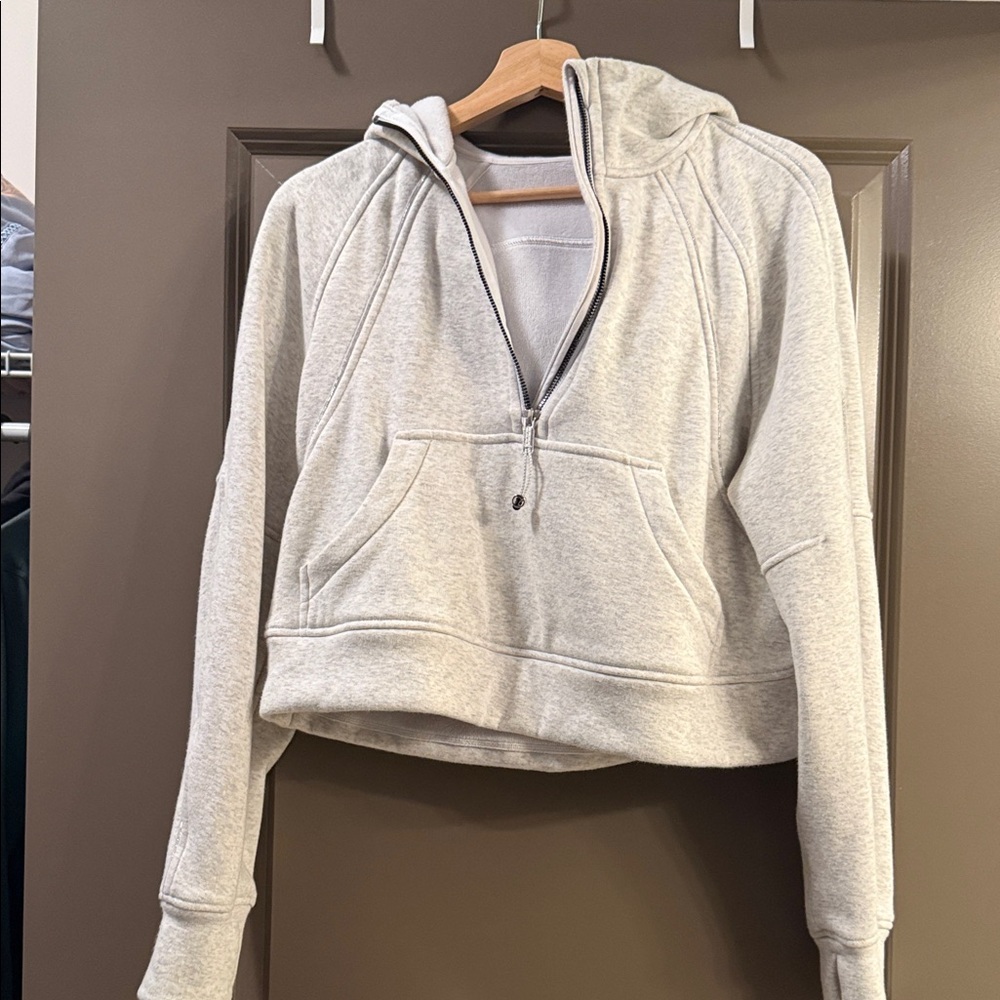 Women's Gray Scuba Plush